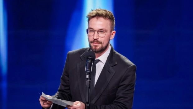 Александр Петров получил нежное поздравление от супруги