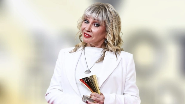 Солистка «Комбинации» Татьяна Иванова вышла на сцену с гипсом на руке