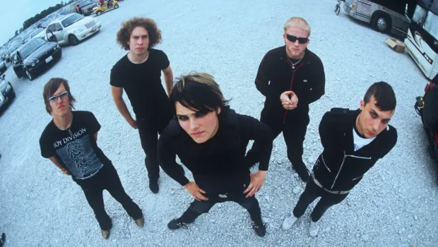My Chemical Romance выпустили короткометражку со звездным кастом: от Билли Айлиш до Хидэо Кодзимы My Chemical Romance выпустили короткометражку со звездным кастом: от Билли Айлиш до Хидэо Кодзимы