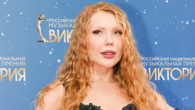 Карина Кросс эмоционально рассказала о хейте после венчания с мужем