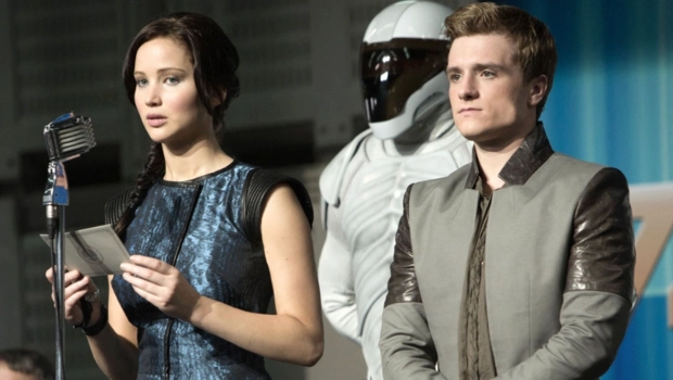 Дженнифер Лоуренс и Джош Хатчерсон вернутся к ролям Китнисс и Пита в «Голодных играх: Рассвет жатвы» Дженнифер Лоуренс и Джош Хатчерсон вернутся к ролям Китнисс и Пита в «Голодных играх: Рассвет жатвы»