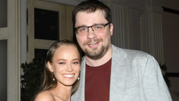 Денис Дорохов выдал секрет Гарика Харламова и его жены Катерины Ковальчук: пара ждет ребенка Денис Дорохов выдал секрет Гарика Харламова и его жены Катерины Ковальчук: пара ждет ребенка