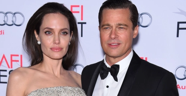 Daily Mail: Брэд Питт требует доступ к личным сообщениям Анджелины Джоли Daily Mail: Брэд Питт требует доступ к личным сообщениям Анджелины Джоли