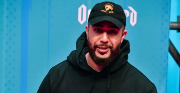 Jah Khalib отменил концерты из-за критического состояния новорожденной дочери