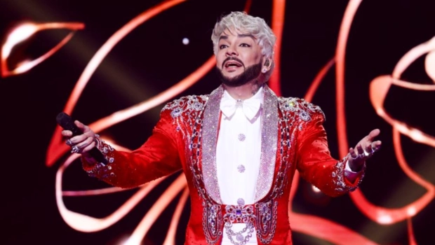 Автомобили и бриллианты: Филипп Киркоров назвал самые дорогие подарки близким людям