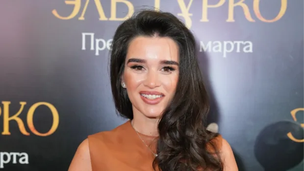 Ксения Бородина резко ответила подписчице: «Идите работать» Ксения Бородина резко ответила подписчице: «Идите работать»
