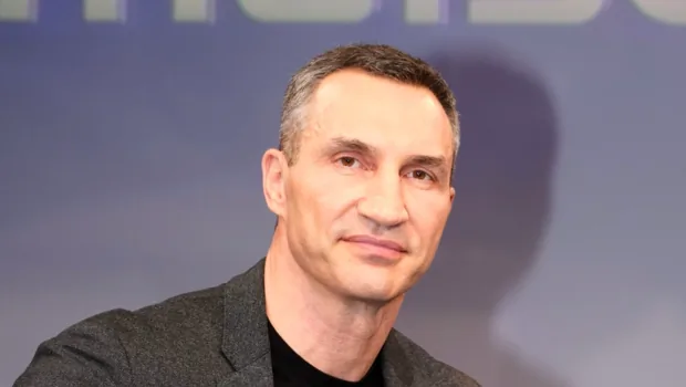 Владимир Кличко добивается полномочий для расследования исчезновения личных вещей Хайден Панеттьери