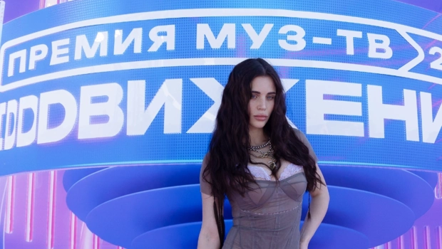 VEIGEL рассказала, как изменились отношения после свадьбы: «Стали только лучше»