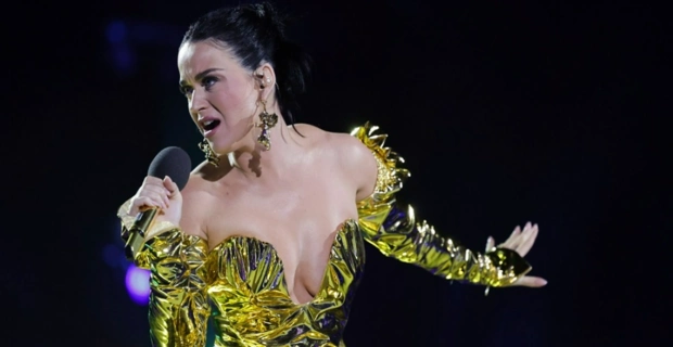 Австралийская полиция начала проверку выдвинутых против Кэти Перри обвинений в изнасиловании