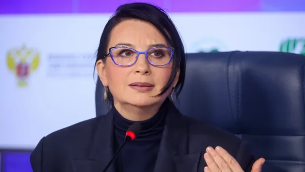 Дочь Екатерины Стриженовой уличила телеведущую в нарушении диеты после жалоб на медленное похудение