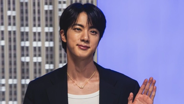 Джин из BTS поставил рекорд Billboard Top Tours среди азиатских сольных исполнителей