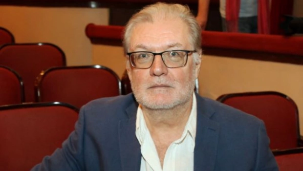 Наследство Владимира Симонова: кому народный артист оставил квартиры, вклады и автопарк Наследство Владимира Симонова: кому народный артист оставил квартиры, вклады и автопарк