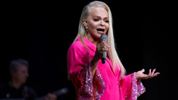 Друзья Долиной пообещали певице новую квартиру: «Всё плохое заканчивается»