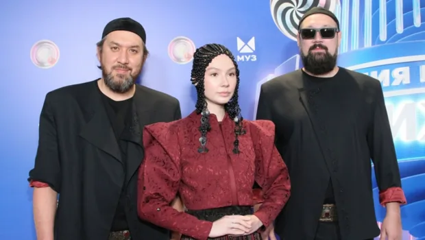 AY YOLA выпустят кавер-версию песни Александры Пахмутовой и Николая Добронравова AY YOLA выпустят кавер-версию песни Александры Пахмутовой и Николая Добронравова