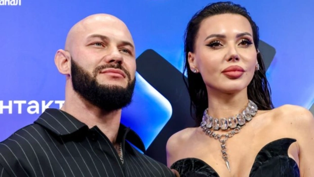 Джиган посвятил трогательное выступление Самойловой в разгар бракоразводного процесса