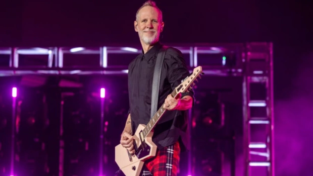 Гитарист группы No Doubt несколько лет молчал о том, что живет с болезнью Паркинсона