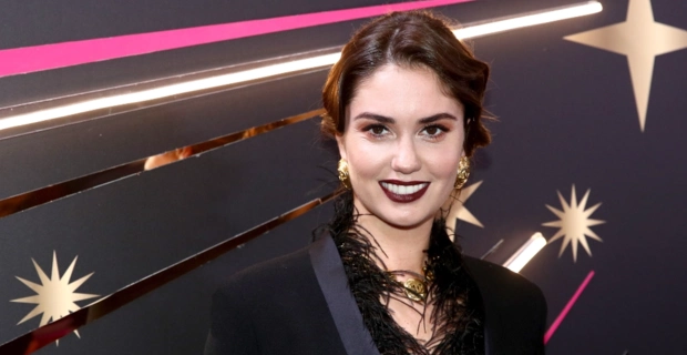 Изменившаяся до неузнаваемости Агата Муцениеце представила новую внешность: пластика тут ни при чем