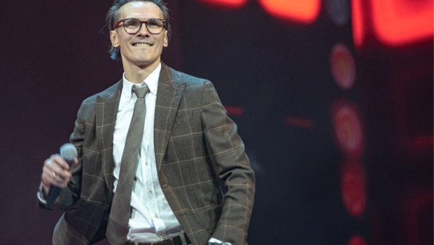 Поддержка зрителей помогла Владу Сташевскому остаться в телешоу Поддержка зрителей помогла Владу Сташевскому остаться в телешоу