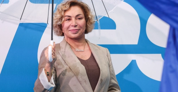 Мать Тимати Симона рассказала об отношениях с сыновьями: «Редко сама звоню» Мать Тимати Симона рассказала об отношениях с сыновьями: «Редко сама звоню»