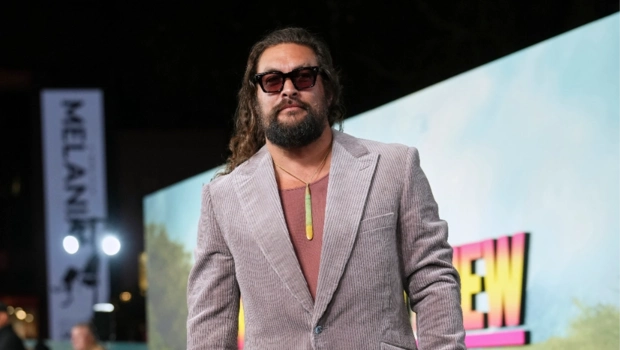 Джейсон Момоа покинул Гавайи из-за мощного наводнения Джейсон Момоа покинул Гавайи из-за мощного наводнения