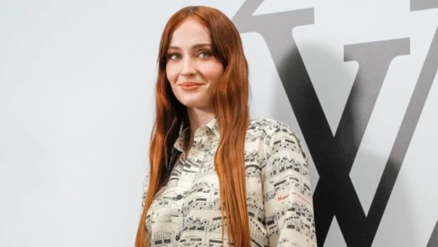 Съемки сериала о Ларе Крофт приостановлены из-за травмы Софи Тернер