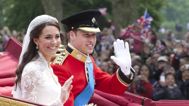 Принц Уильям вместе с детьми встретился с «главным» поклонником принцессы Дианы