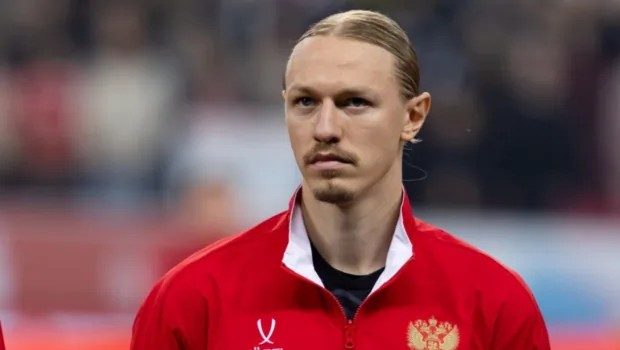 Выплату алиментов Матвеем Сафоновым со счета его второй жены признали незаконной