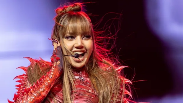 Лиса из BLACKPINK раскрыла подробности сольного мини-альбома «Press Play» Лиса из BLACKPINK раскрыла подробности сольного мини-альбома «Press Play»