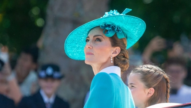 Кейт Миддлтон продемонстрировала королевский образ на обложке глянца