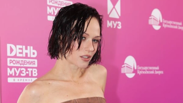 Катя IOWA призналась, что стала забывать текст своих же песен Катя IOWA призналась, что стала забывать текст своих же песен