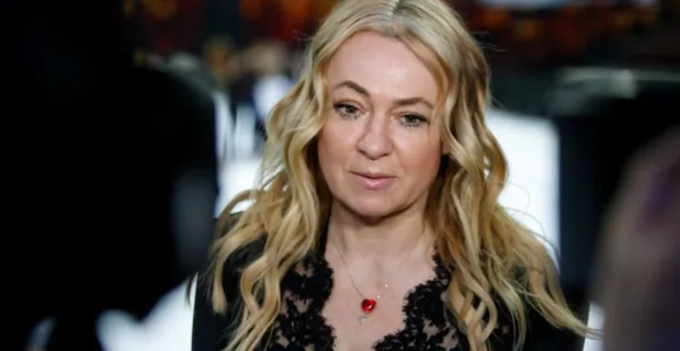 Яна Рудковская рассказала, что они с Евгением Плющенко присмотрели дом на берегу моря