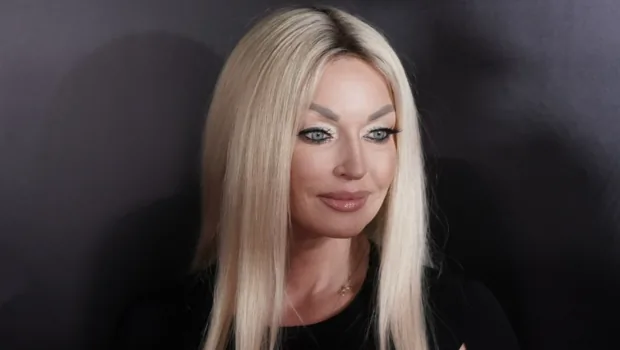 Анастасия Волочкова пожаловалась на невозможность поздравить дочь с днем рождения Анастасия Волочкова пожаловалась на невозможность поздравить дочь с днем рождения