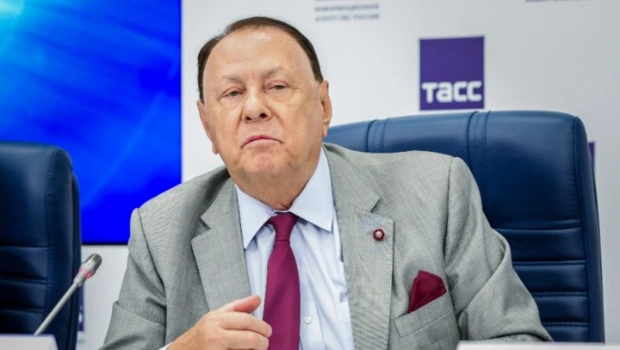 Марк Варшавер опроверг слухи об операции