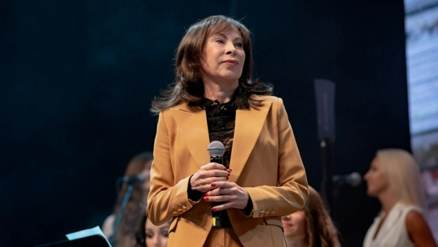 Марина Хлебникова вспомнила нелепый слух о романе с лидером «Чайф» и рассказала о новом альбоме