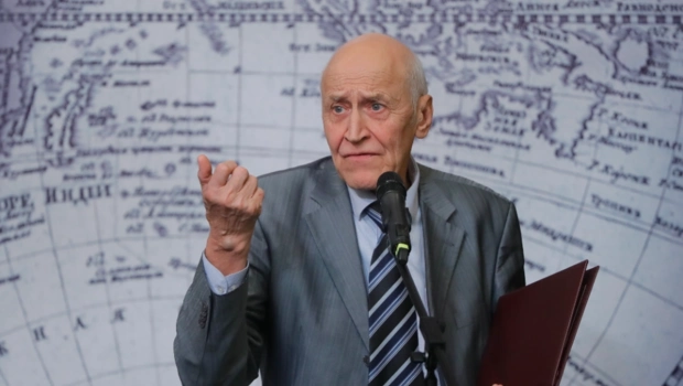 89-летний Николай Дроздов раскрыл секрет долголетия и бодрости