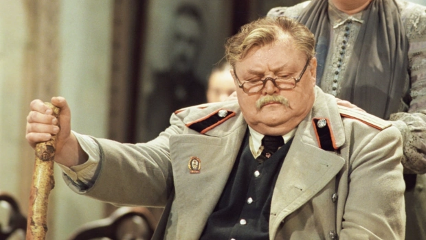 Актер Невинный поделился воспоминаниями о Золотовицком: капустники, анекдоты и поддержка