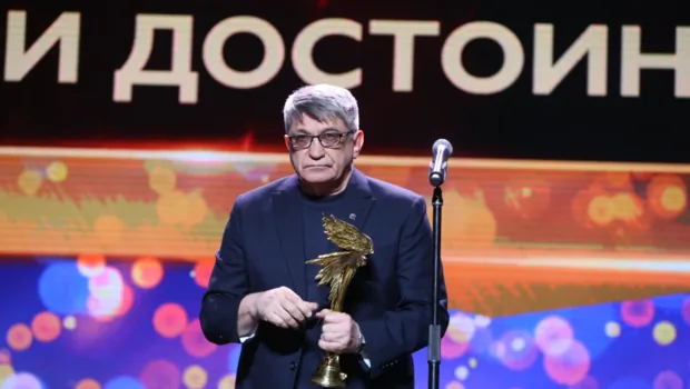 Александр Сокуров посоветовал самому себе в молодости отказаться от кинематографа