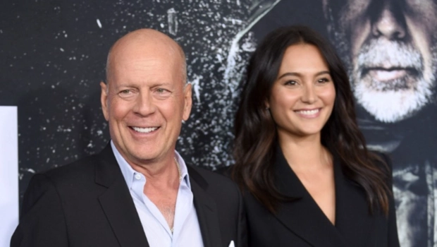 Жена Брюса Уиллиса рассказала, как деменция актера изменила их празднование Рождества