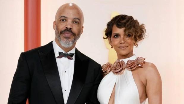 Холли Берри все-таки выходит замуж: актриса разъяснила путаницу вокруг своего ответа на предложение Холли Берри все-таки выходит замуж: актриса разъяснила путаницу вокруг своего ответа на предложение