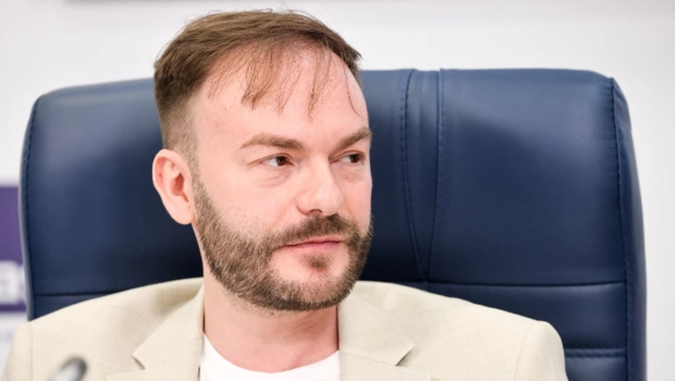 Сын автора песни про Чебурашку тайно женился