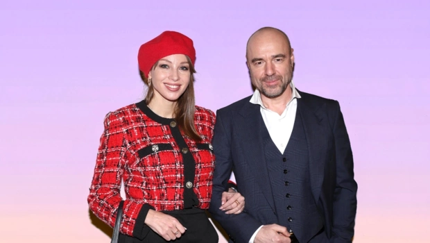 Полина Диброва покорила публику эффектным образом во французском стиле