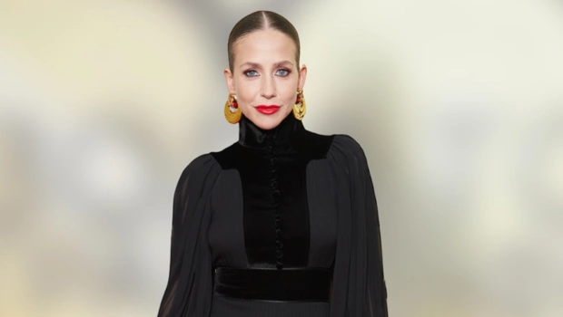 Юлия Барановская вышла в свет в откровенном образе и показала послеоперационный шрам Юлия Барановская вышла в свет в откровенном образе и показала послеоперационный шрам