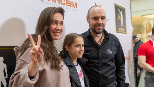 Суд назначил экспертизу по делу о разделе имущества Елены и Романа Товстик