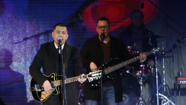 Друг умершего экс-гитариста «Любэ» рассказал о давнем проклятии группы