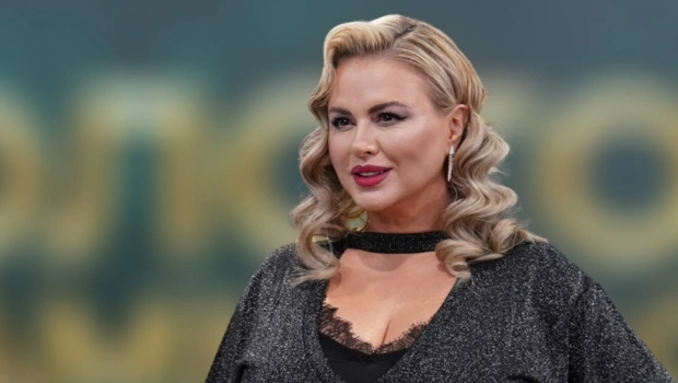 Анна Семенович рассказала о неудачной маммопластике: «Исправляла это за безумные деньги» Анна Семенович рассказала о неудачной маммопластике: «Исправляла это за безумные деньги»