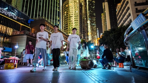 Словом года стало молодежное выражение, непонятное даже подросткам Словом года стало молодежное выражение, непонятное даже подросткам