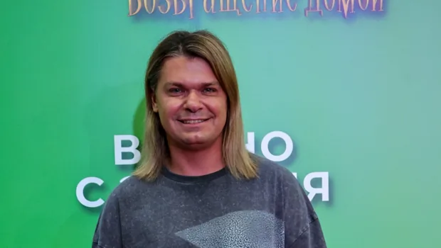 Певец Гуров назвал эгоизмом реакцию дочери Виктории Бони на желание матери родить второго ребенка