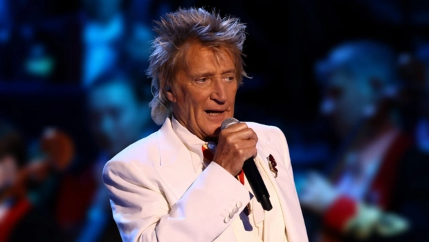 Род Стюарт заглянул на караоке‑вечеринку в Шотландии