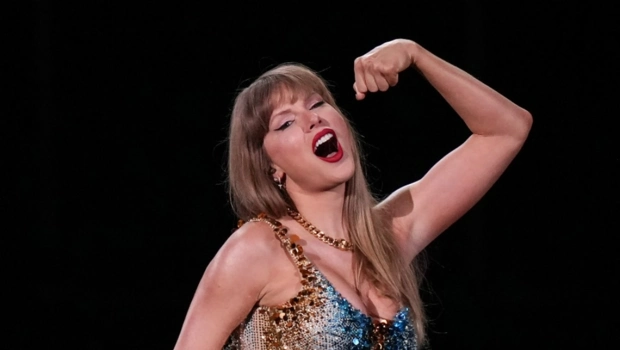 Тейлор Свифт затруднилась с выбором любимых песен из собственного репертуара Тейлор Свифт затруднилась с выбором любимых песен из собственного репертуара