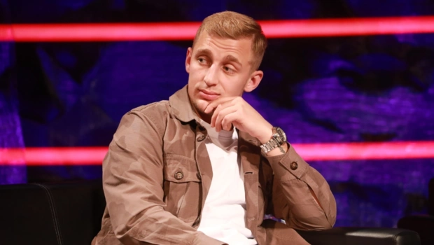 Саша Стоун столкнулся с осложнениями после вирусного конъюнктивита